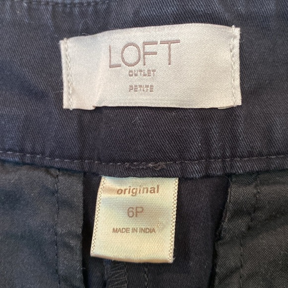 6 Petite LOFT Original Crop Stretch Black Pants 3% Spandex 97% Cotton - Picture 3 of 8